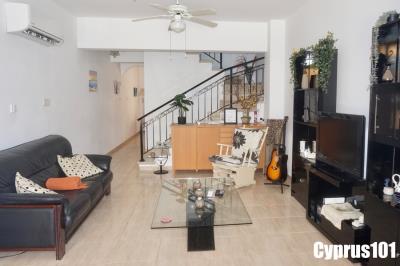 12-kato-paphos-2-bedroom-townhouse-in-prime-location-property-1399