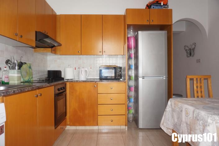 Image No.19-2 Bed Townhouse for sale