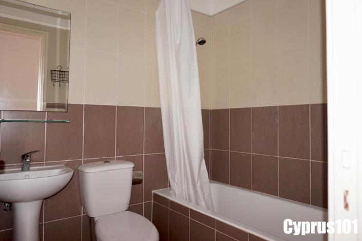 Image No.22-2 Bed Maisonette for sale