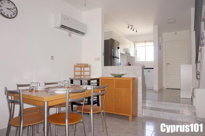 Image No.17-2 Bed Townhouse for sale