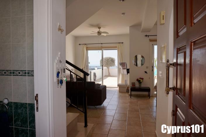 Image No.6-2 Bed Townhouse for sale