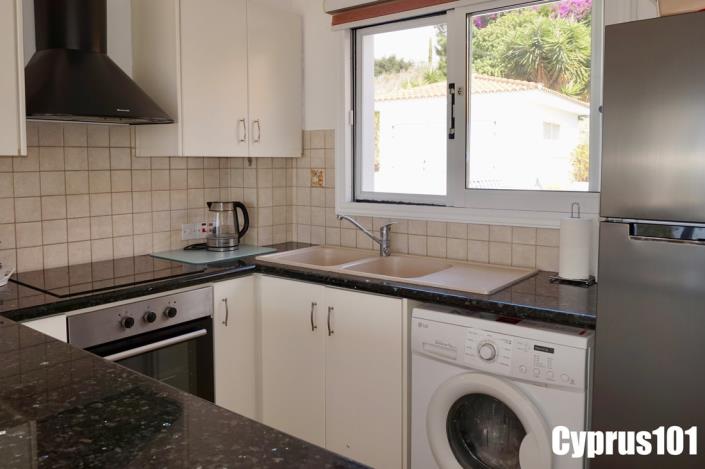 Image No.8-2 Bed Townhouse for sale