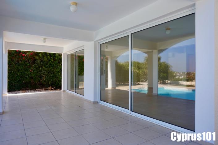 Image No.36-4 Bed Villa / Detached for sale