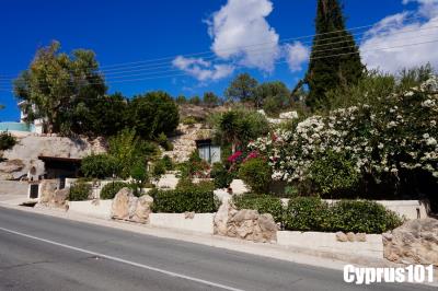 1-kamares-2-bedroom-bungalow-Property-1411
