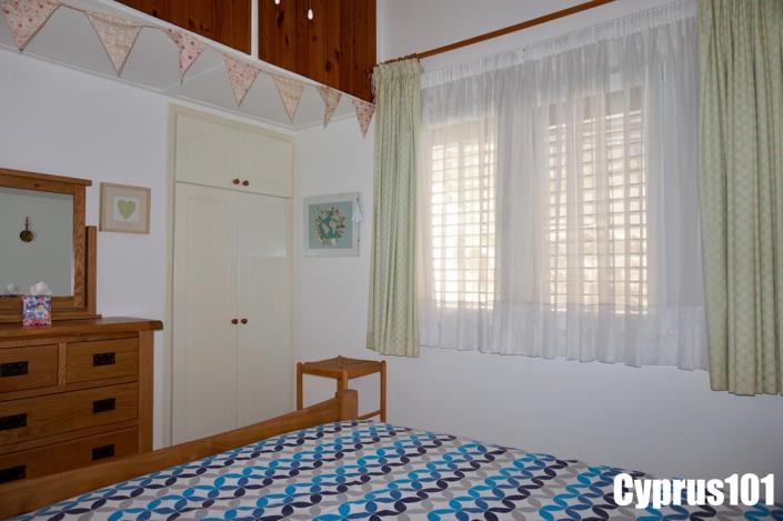 Image No.26-2 Bed Bungalow for sale
