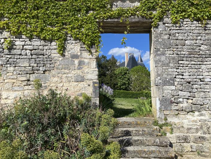 Image No.25-5 Bed House for sale