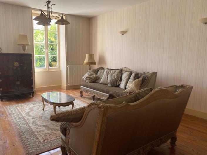 Image No.26-5 Bed House for sale