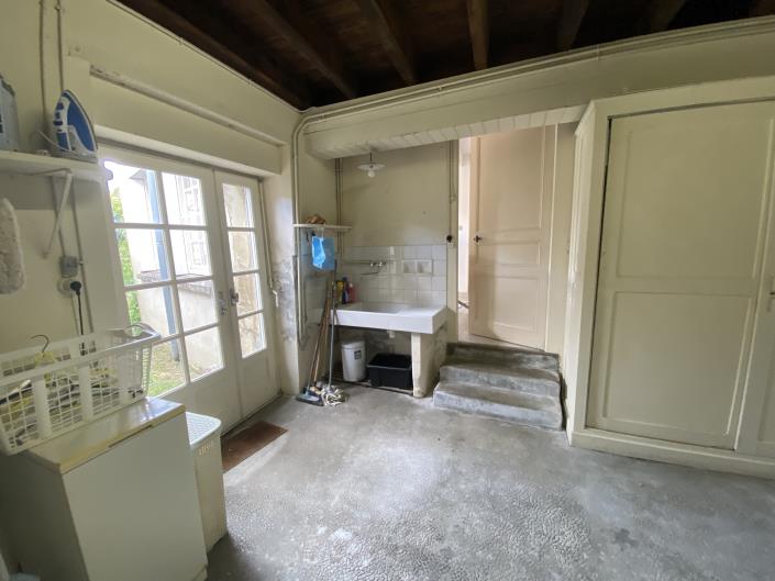 Image No.33-5 Bed House for sale