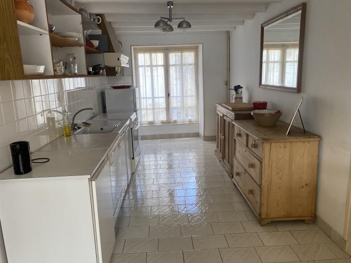 Image No.8-5 Bed House for sale