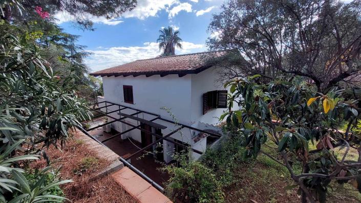 Image No.6-4 Bed Villa / Detached for sale