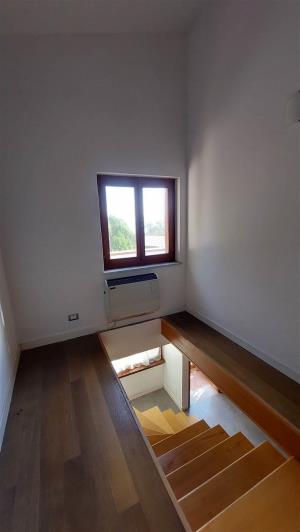 Image No.14-4 Bed Villa / Detached for sale