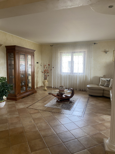 Image No.9-Villa / Détaché de 3 chambres à vendre à Limbadi