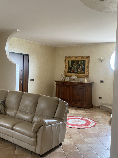 Image No.6-Villa / Détaché de 3 chambres à vendre à Limbadi