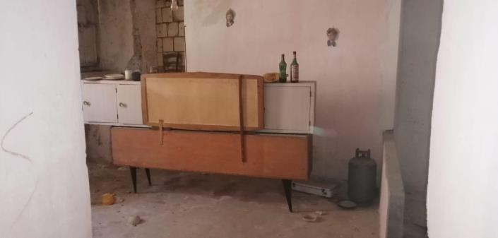 Image No.12-2 Bed Semi-Detached for sale