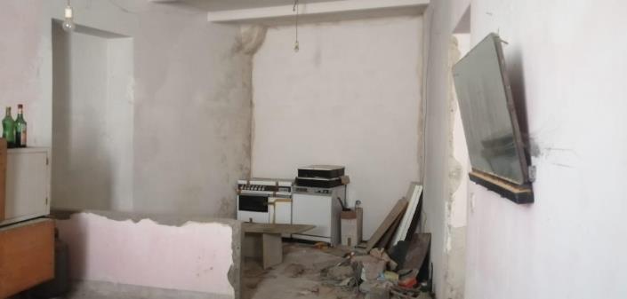 Image No.14-2 Bed Semi-Detached for sale