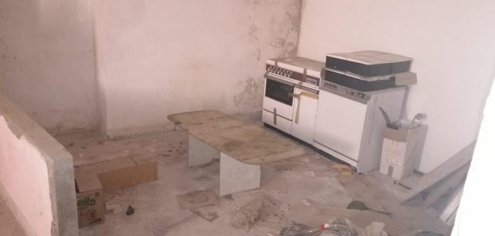 Image No.13-2 Bed Semi-Detached for sale