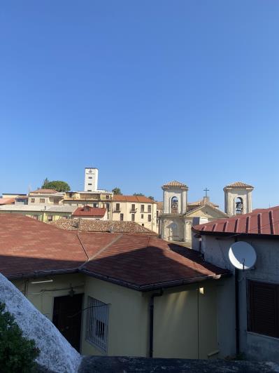 Image No.26-2 Bed Semi-Detached for sale