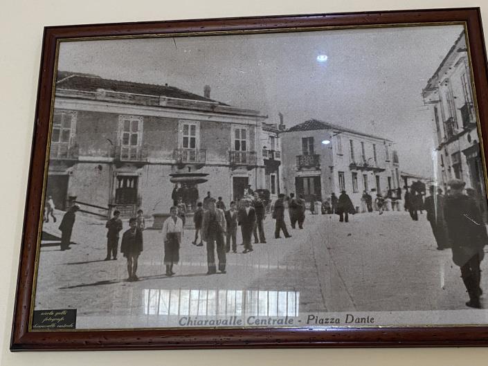 Image No.32-2 Bed Semi-Detached for sale