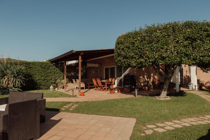 Image No.14-3 Bed Villa / Detached for sale