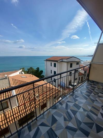 Image No.5-Appartement de 3 chambres à vendre à Soverato