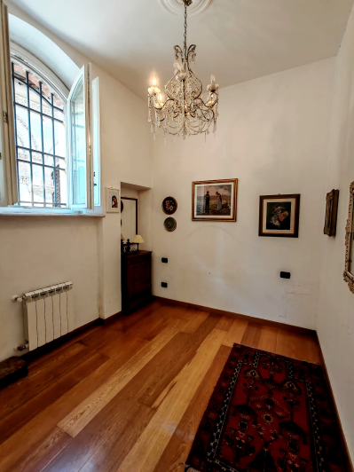 Image No.24-2 Bed Apartment for sale