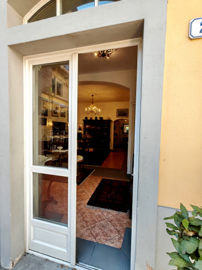 Image No.23-2 Bed Apartment for sale