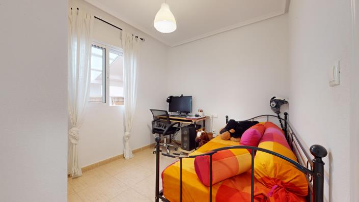 Image No.11-3 Bed Apartment for sale