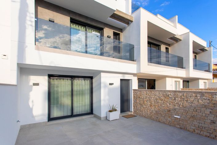 Image No.1-3 Bed Villa for sale