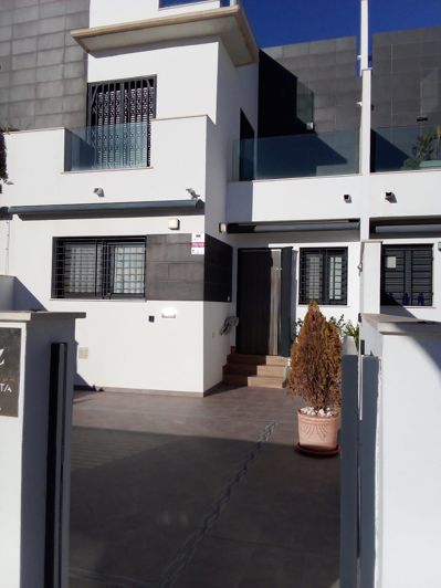 Image No.1-Villa de 3 chambres à vendre à Pilar de la Horadada