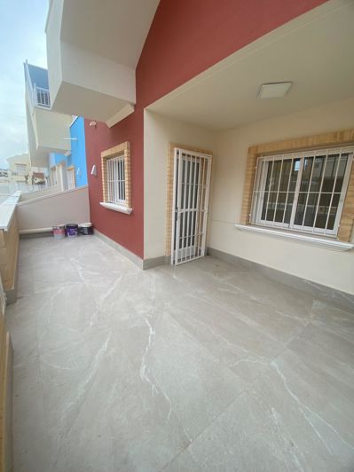 Image No.2-2 Bed Property for sale