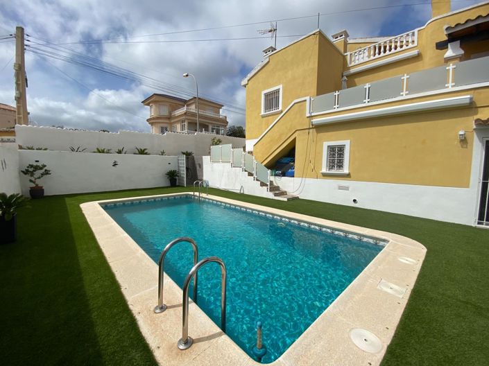 Image No.1-Villa de 3 chambres à vendre à San Miguel de Salinas