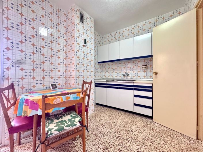 Image No.10-3 Bed Flat for sale