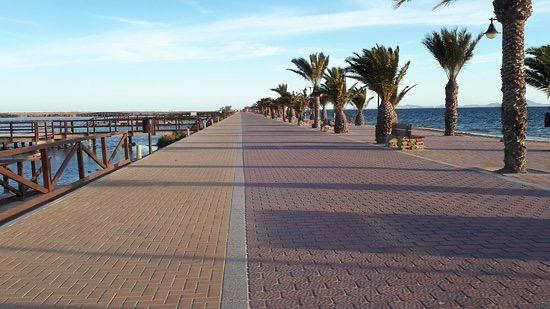 Image No.27-3 Bed Flat for sale