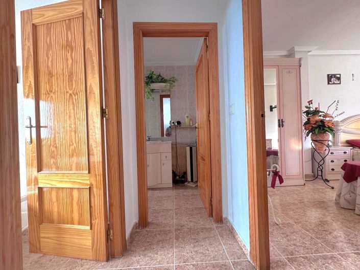 Image No.7-3 Bed Apartment for sale