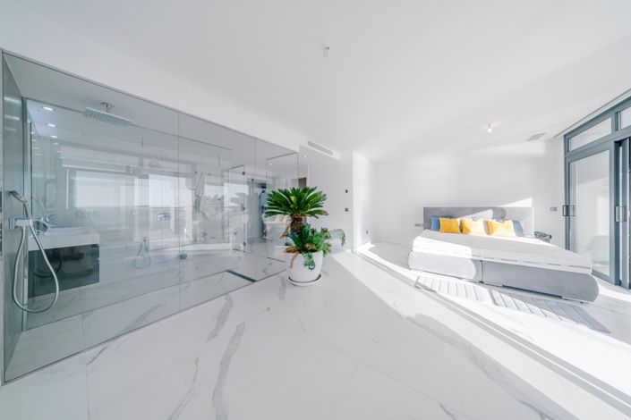 Image No.30-3 Bed Apartment for sale