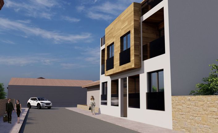 Image No.12-3 Bed Property for sale