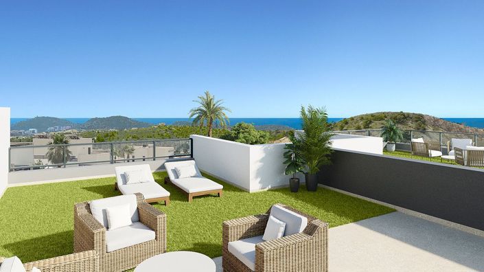 Image No.6-4 Bed Property for sale