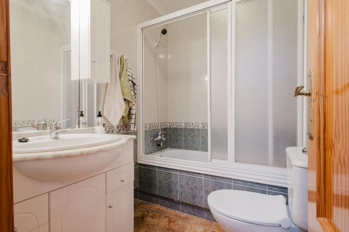 Image No.11-3 Bed Apartment for sale