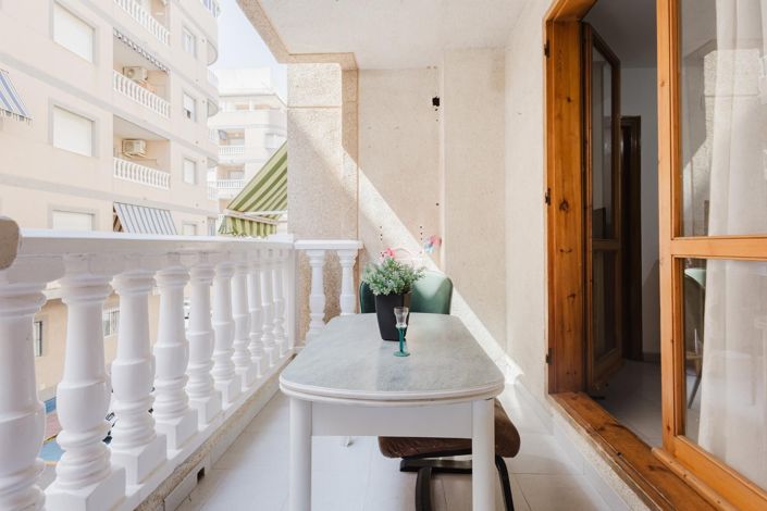 Image No.1-2 Bed Apartment for sale