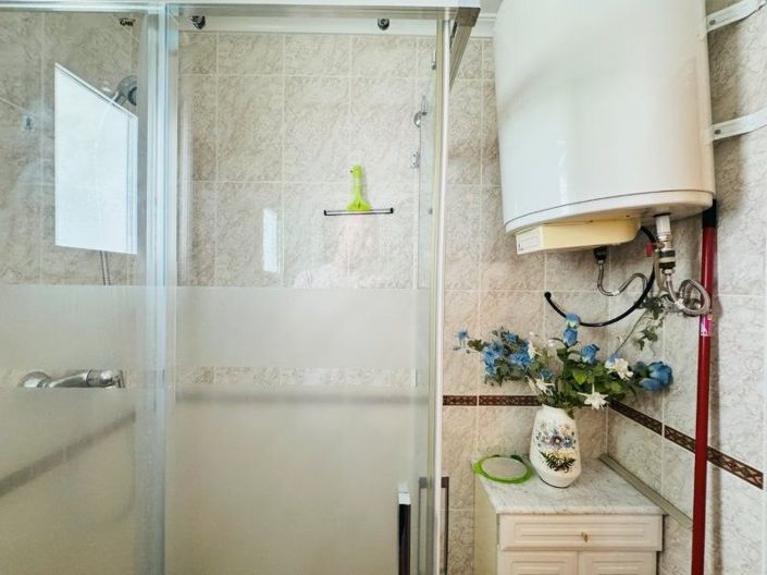 Image No.17-2 Bed Apartment for sale