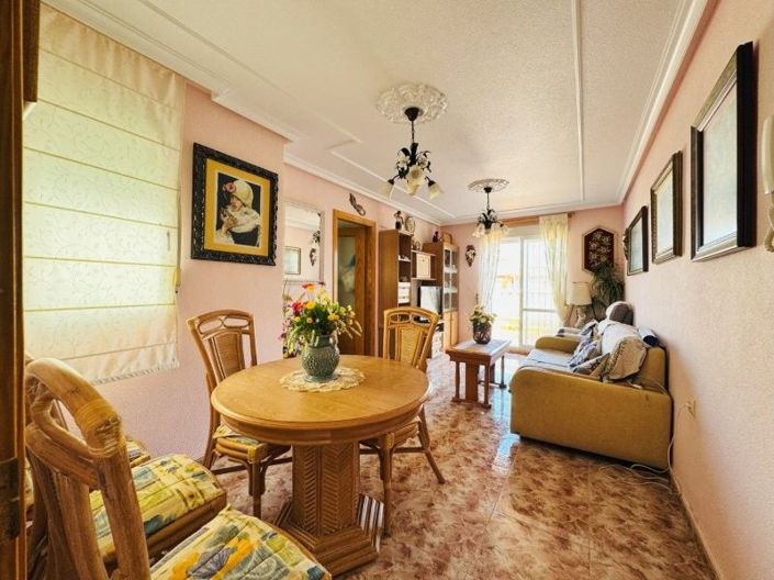 Image No.19-2 Bed Apartment for sale