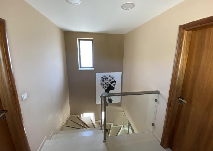 Image No.20-Villa de 4 chambres à vendre à Armeni