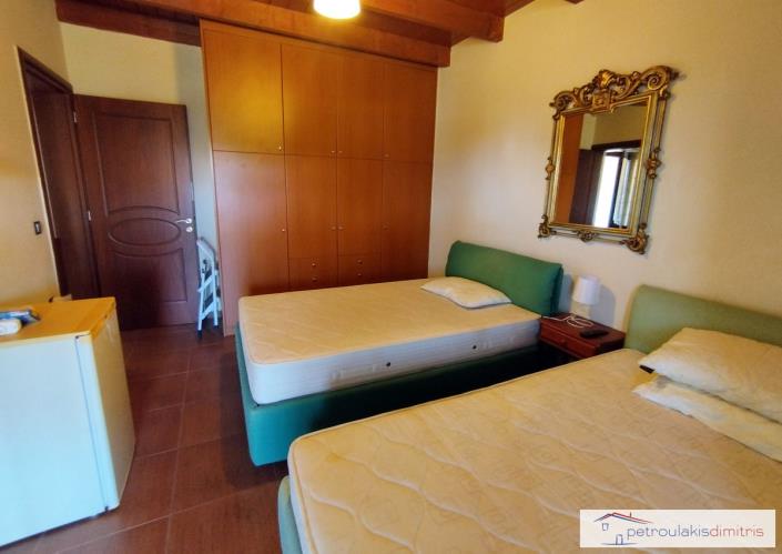 Image No.14-3 Bed Maisonette for sale