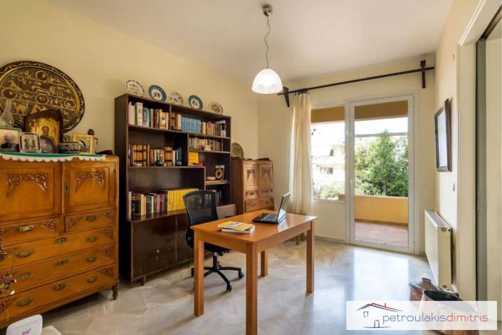 Image No.8-Maison / Villa de 5 chambres à vendre à Chania