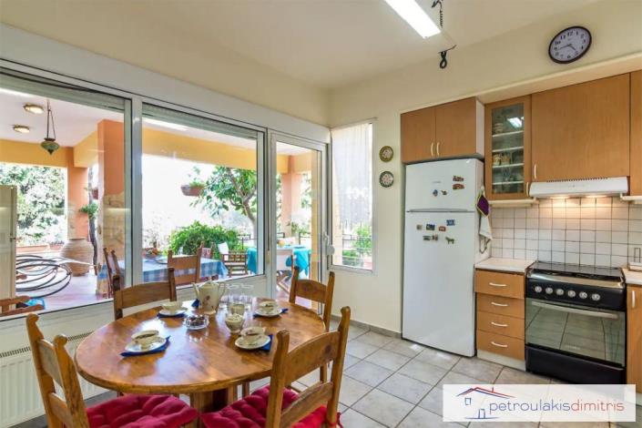 Image No.9-Maison / Villa de 5 chambres à vendre à Chania