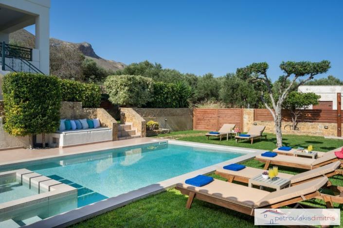 Image No.2-3 Bed Villa for sale