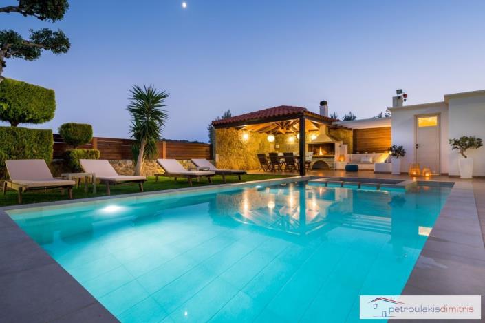 Image No.3-3 Bed Villa for sale