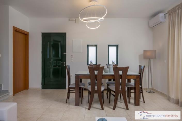 Image No.14-3 Bed Villa for sale