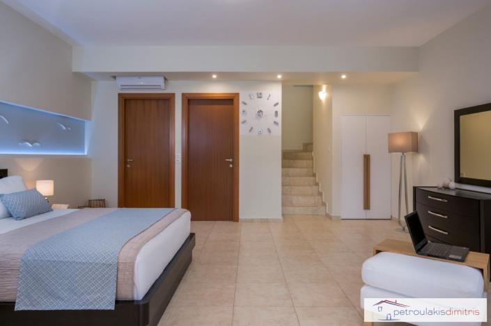 Image No.17-3 Bed Villa for sale