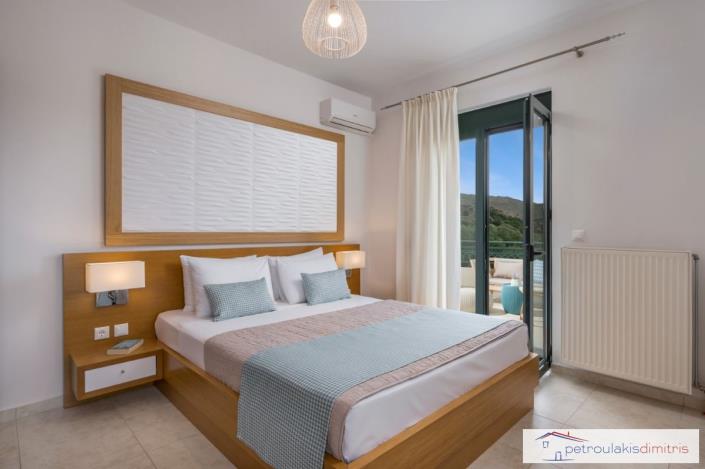 Image No.21-3 Bed Villa for sale